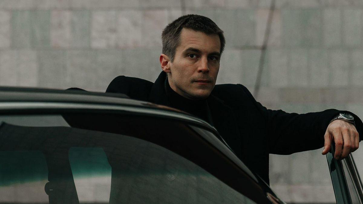 Иван Янковский в роли Евгения Бокова