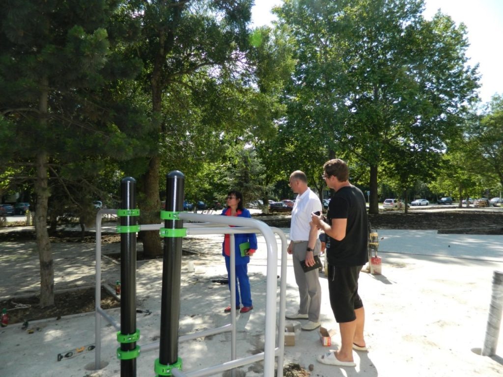    На общественной территории Ленина, 79. Фото пресс-службы администрации Темрюкского городского поселения.