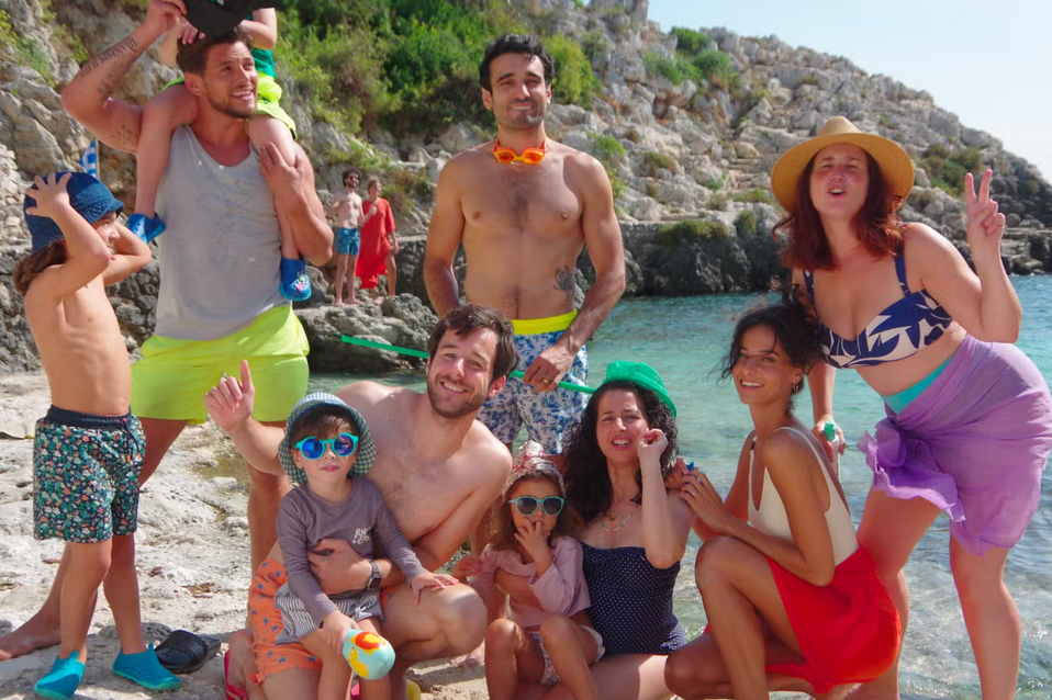 Листайте кадры.