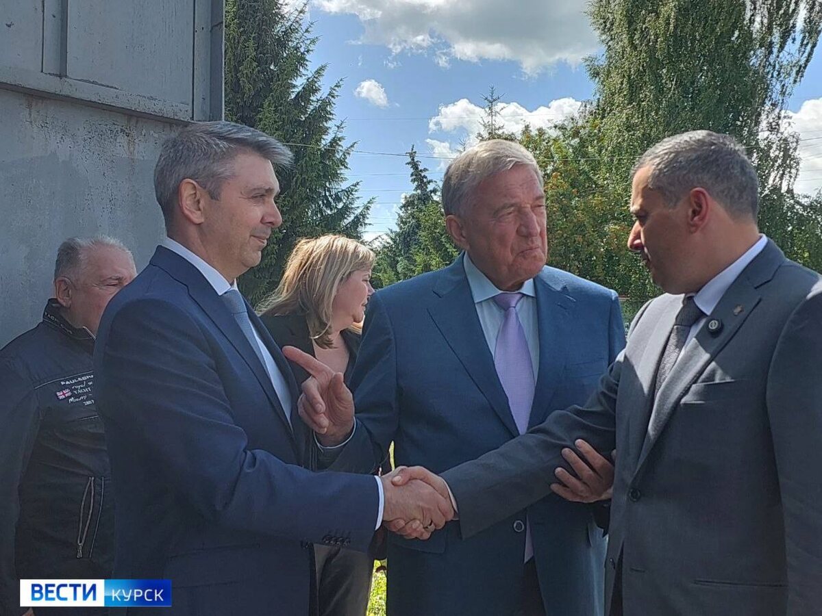    Холодильники, стиральные машины, мультиварки: 50 тонн гумпомощи доставлено в Курск