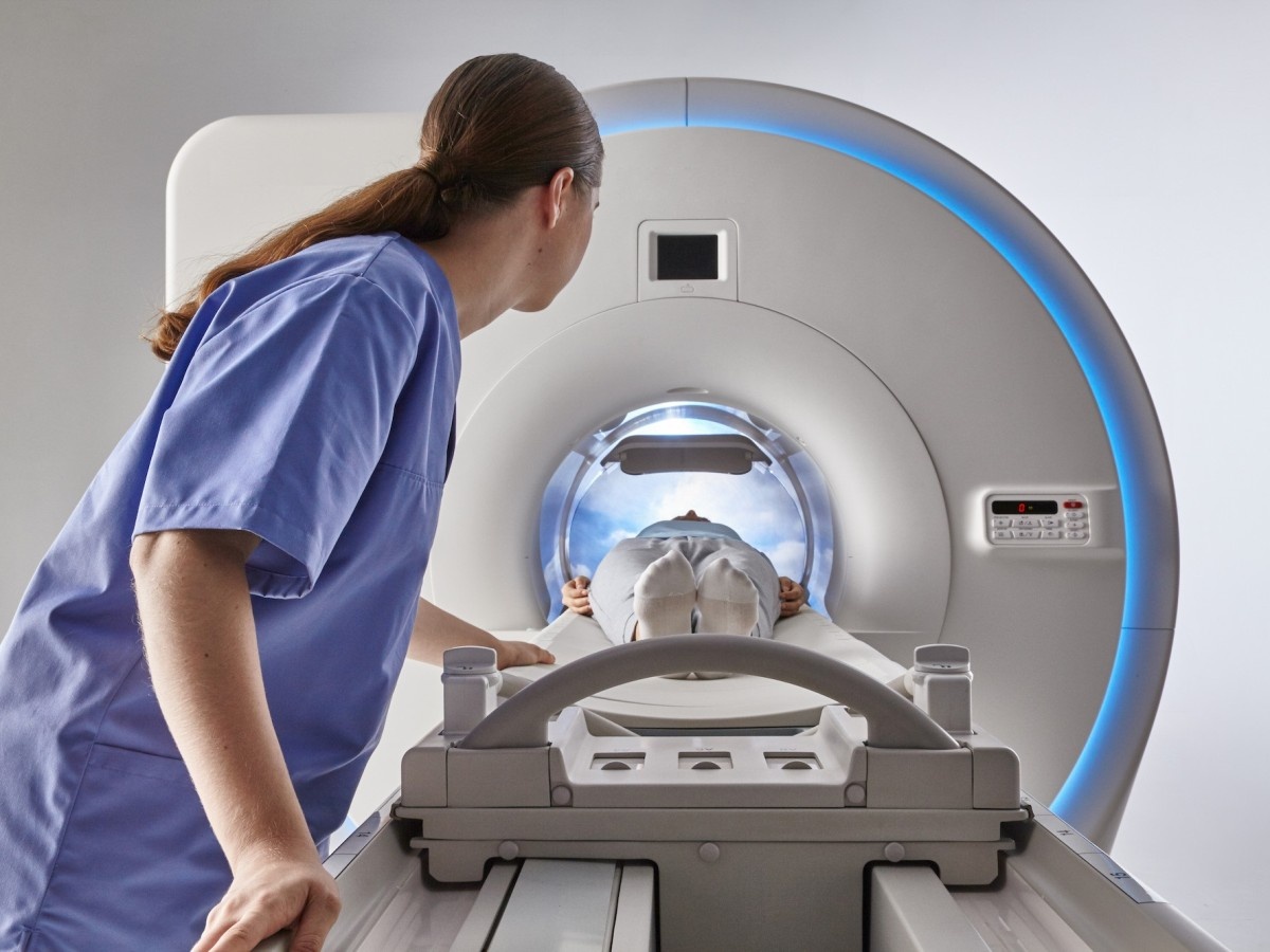    Учёные впервые просветили человеческую голову лазером