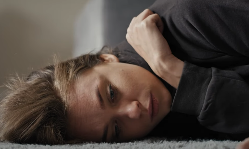 Как сохранить отношения на расстоянии, когда партнер отдаляется?