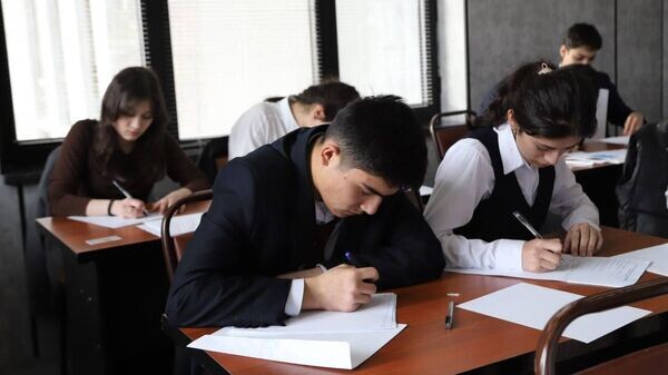    © Foto / Русский дом в Таджикистане