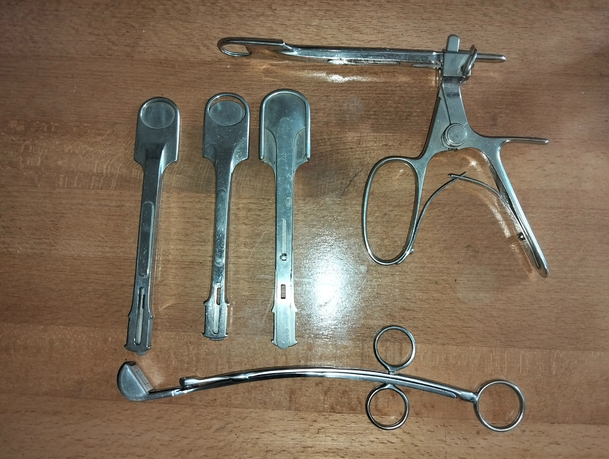 Личные инструменты профессора А.И. Фельдмана, проходившего по "Делу врачей"