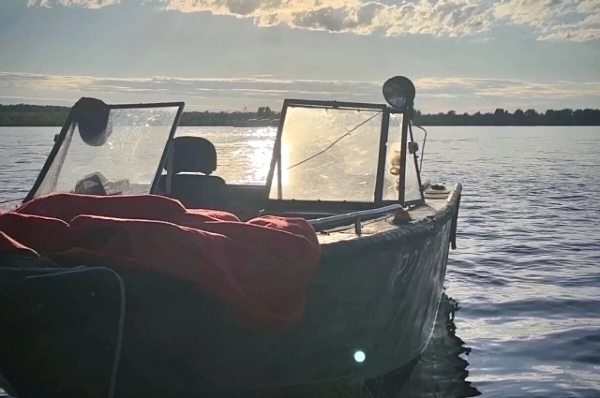    Два человека погибли при опрокидывании лодки на озере Увильды