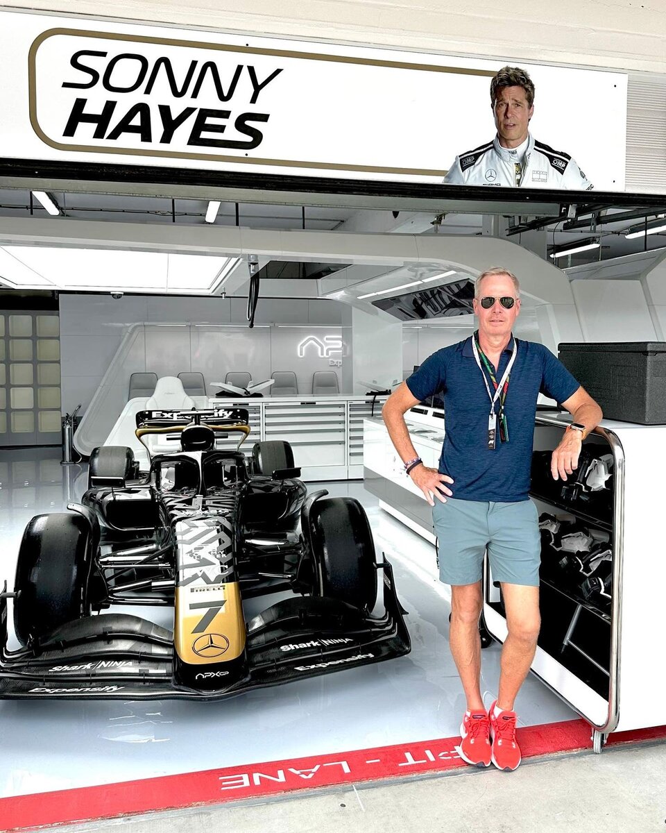 Дэвид ЛинерЛого-а-Гого: продюсер Дэвид Линер говорит, что спонсорские деньги в размере примерно 40 миллионов долларов, которые он получил за «Формулу-1», являются самыми большими в его карьере — возможно, самыми большими за всё время.