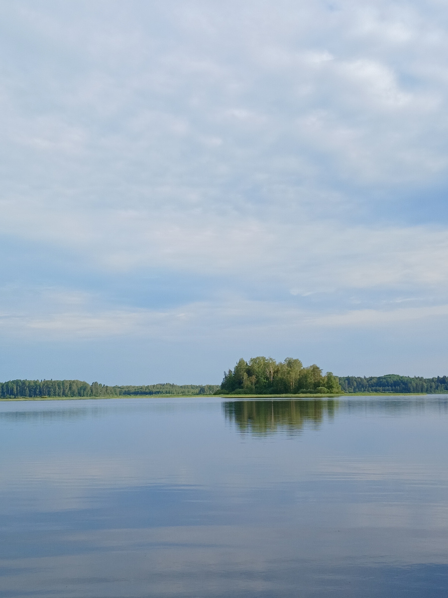 Вид на Озеро с лодки
