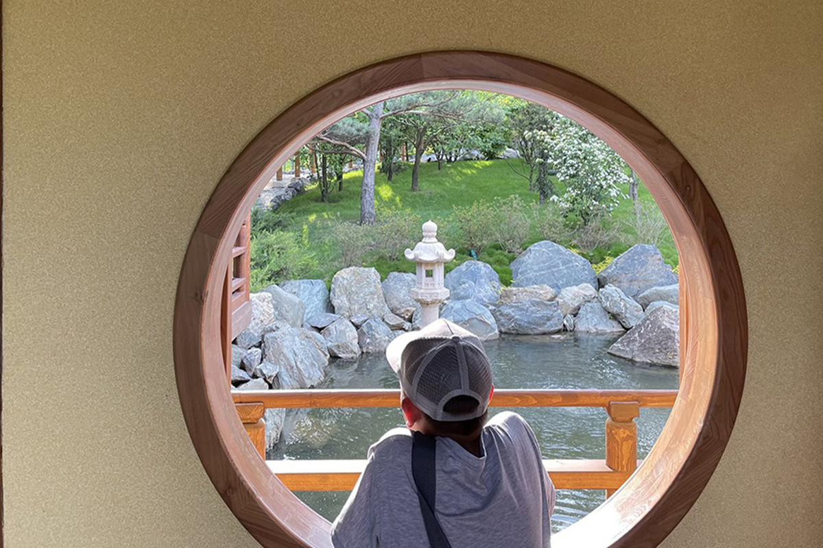 Путешественница назвала жителей вечными трудоголиками, помешанными на внешности.  Фото: Мария Гридина