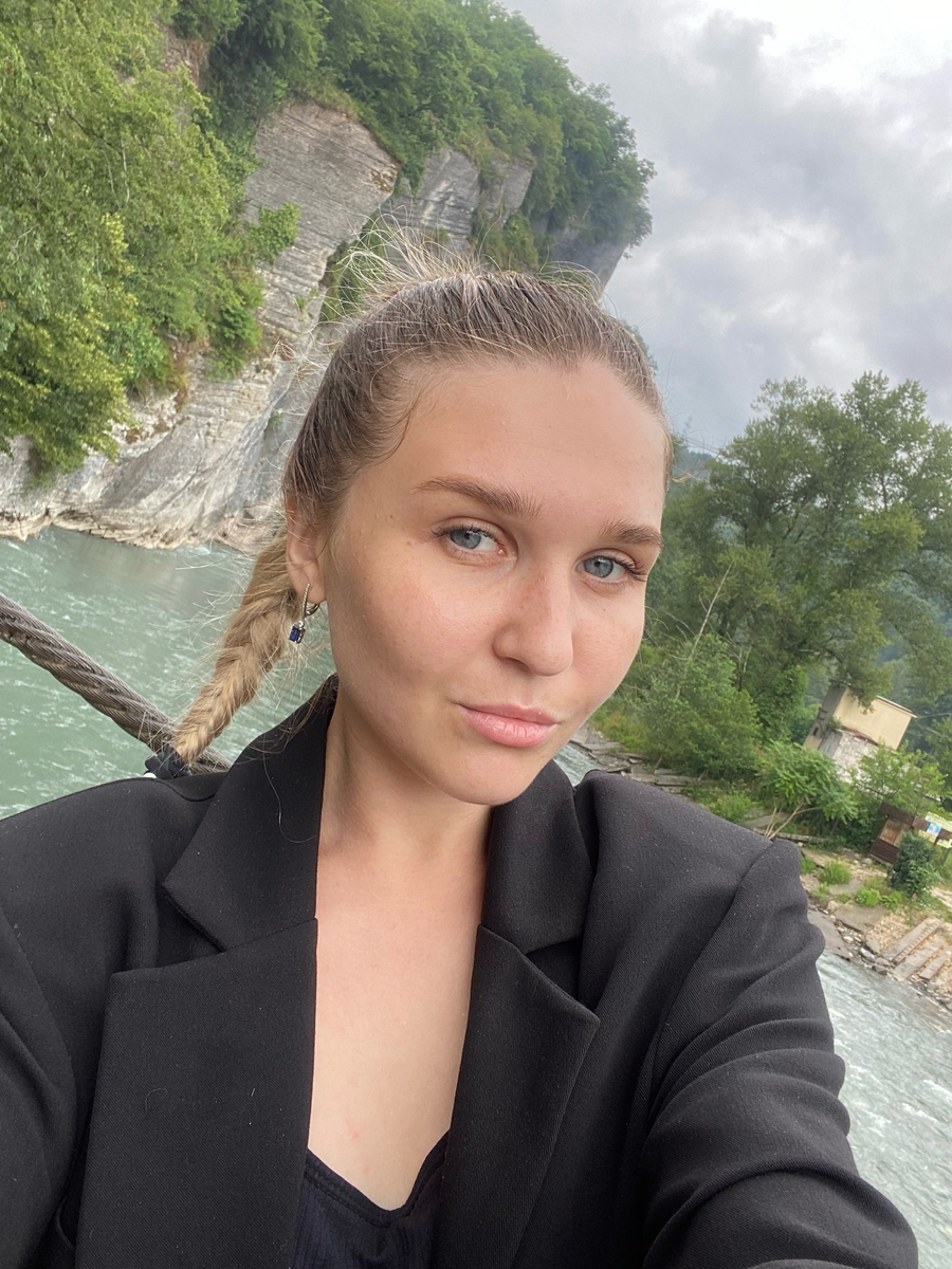 На подвесном мосту