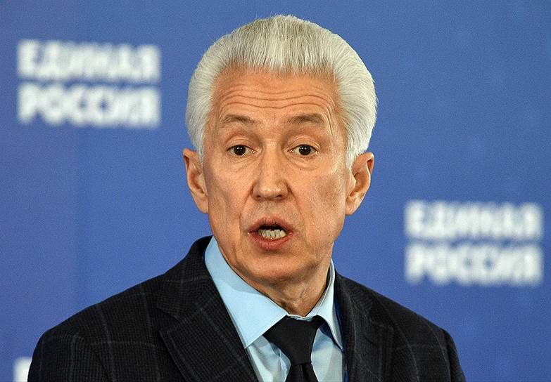 Фото из открытых источников интернета. Гигант мысль, отец российской демократии