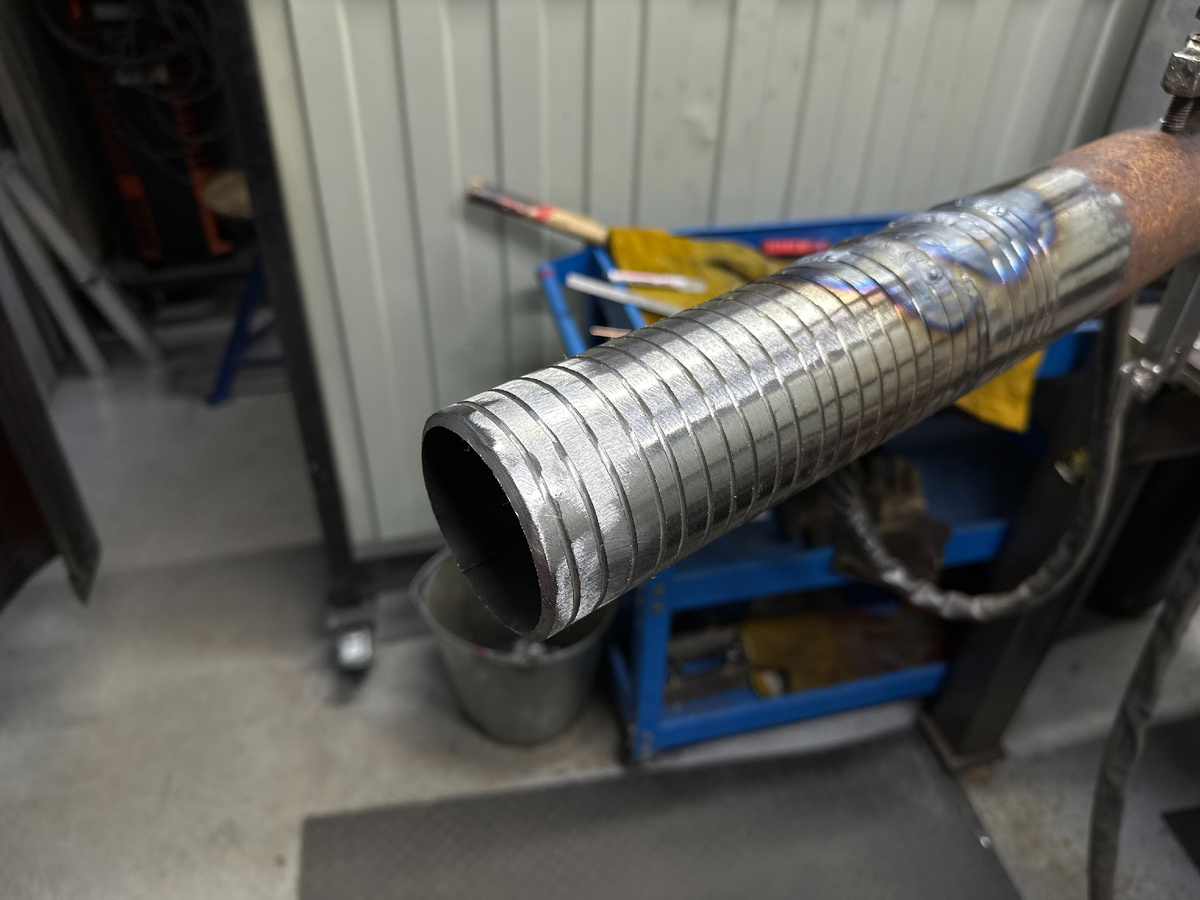 Тренировка сварки облицовки.