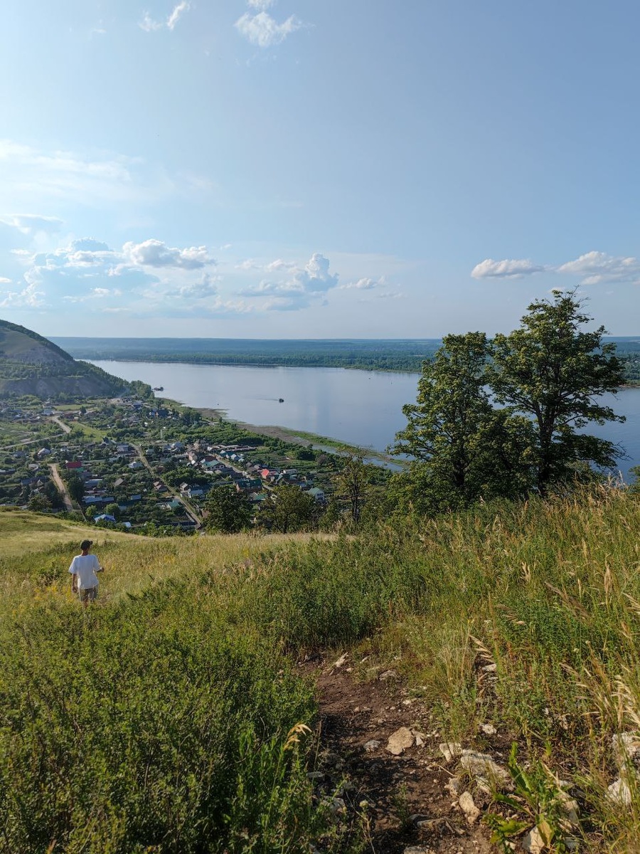 Монастырская гора, расположенная у устья Ширяевского оврага в селе Ширяево, Самарской области. Высота горы составляет 326 метров