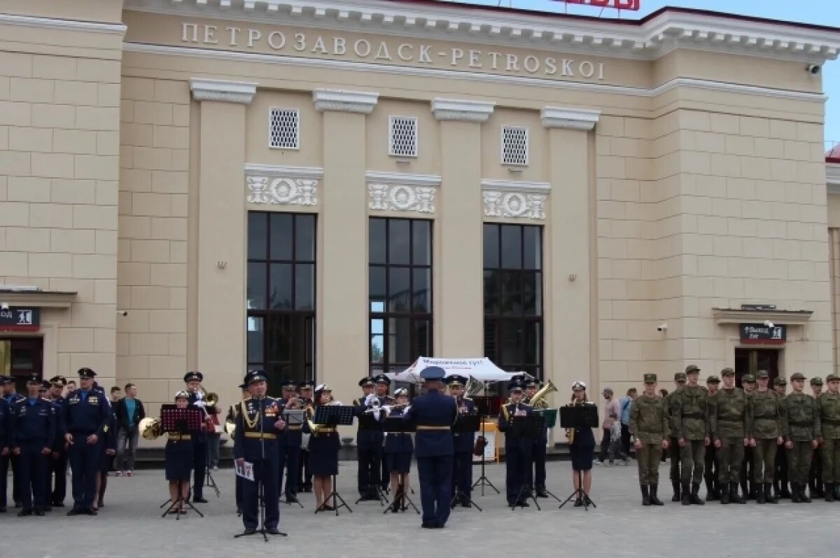    В Петрозаводске встретили патриотический эшелон «Поезд Победы»