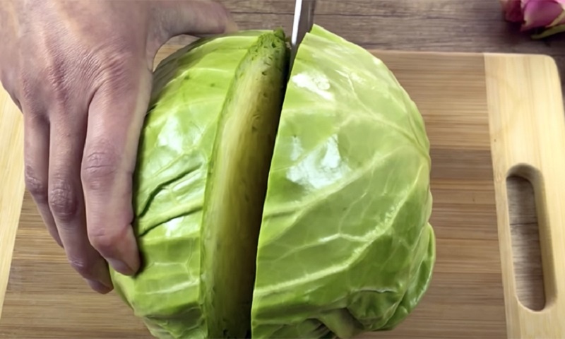 Пирог из капусты на сковороде без хлопот: вкусное и сытное блюдо из обычной капусты