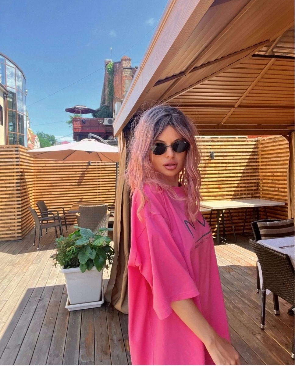 Аня. Дизайнер бренда v.i.p.control 