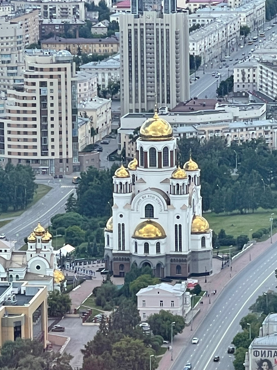 Храм-на-крови.