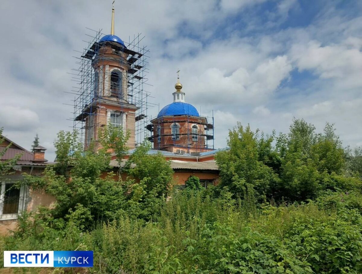    Врио губернатора осмотрел Михайловский храм в Курске