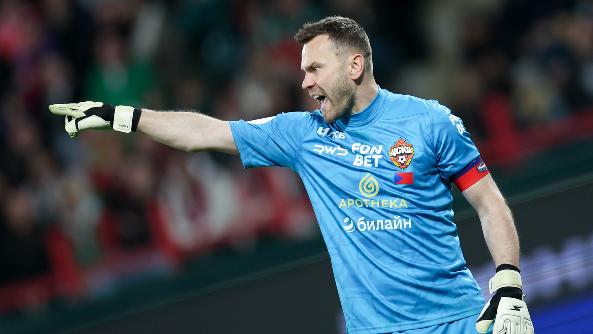    Игорь Акинфеев.Дарья Исаева