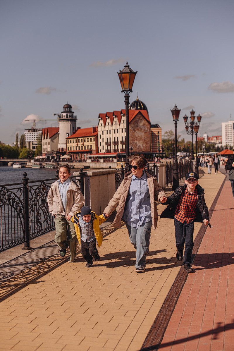 Я с детьми в Калининграде.