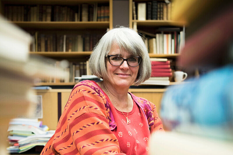 Автор. Кэролин Ларрингтон