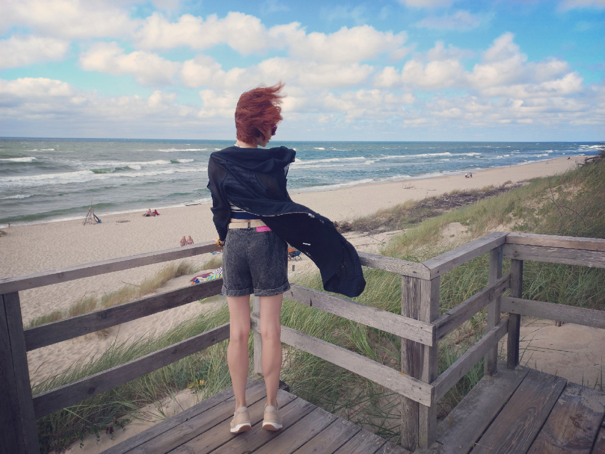 На недели может "штормить" от внезапностей и "сюрпризов" , которые будут связаны со взаимоотношениями и материальной сферой.