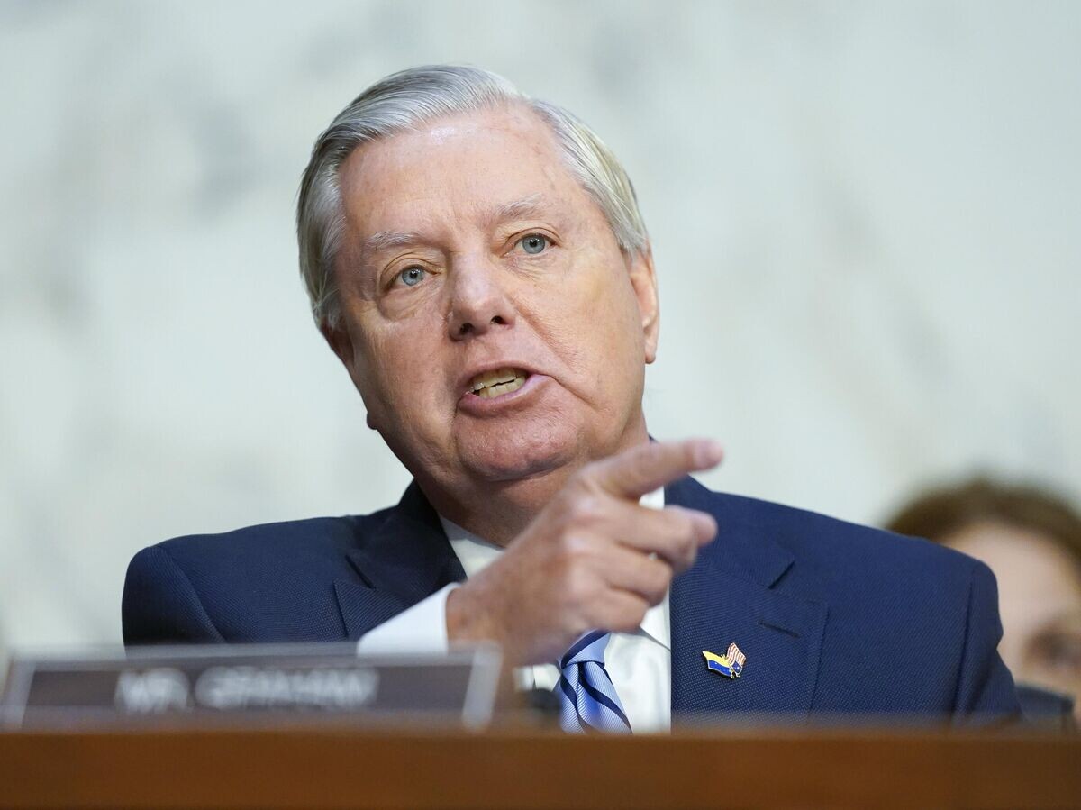    Американский сенатор Линдси Грэм*© AP Photo / Andrew Harnik