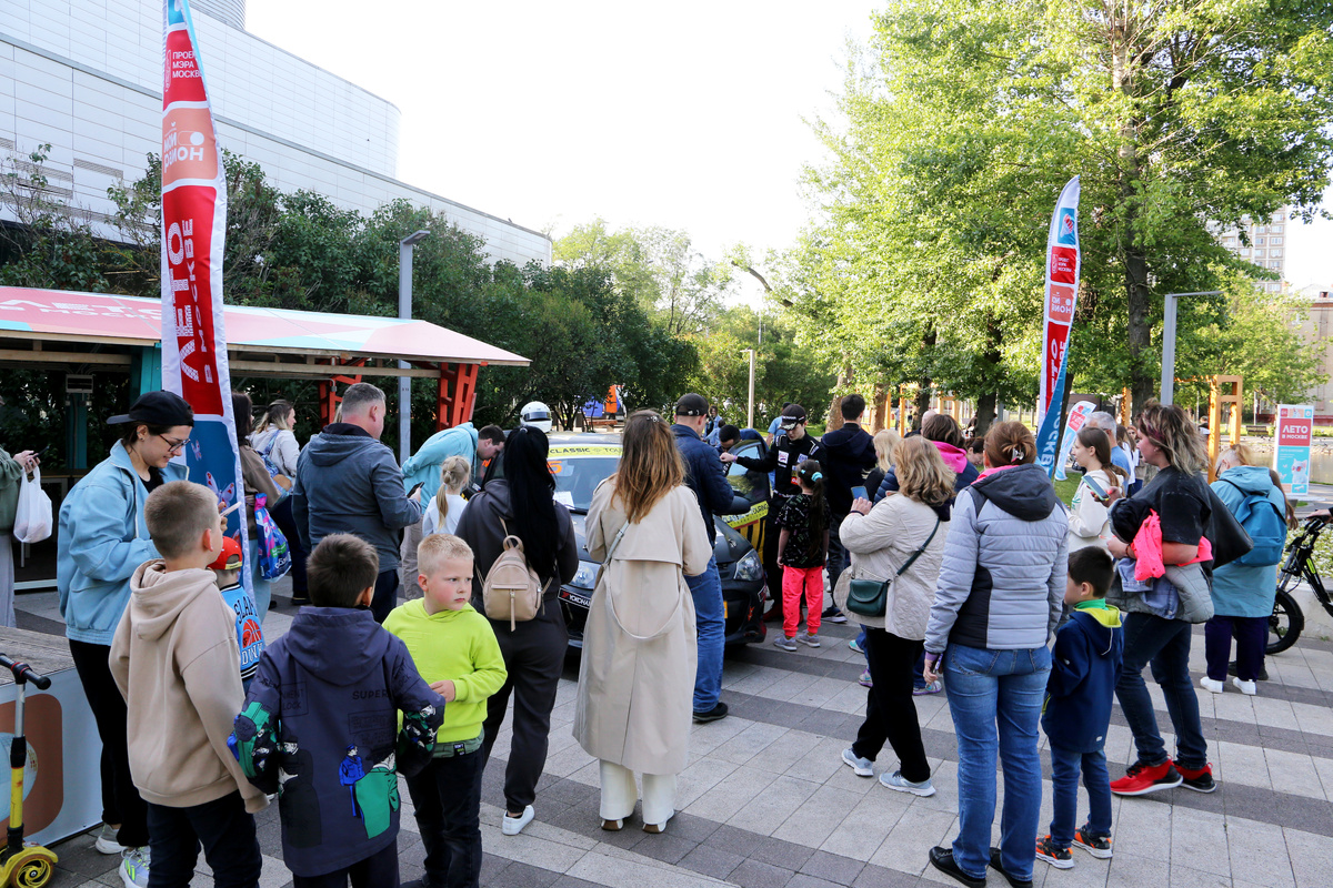 Зрители и мои болельщики пришли на площадку