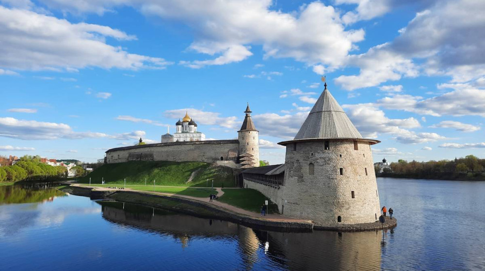    Тайна основания Пскова младший брат Новгорода или самостоятельный игрок