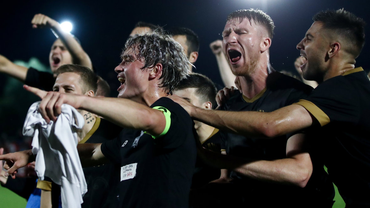    Футболисты «Амкала».Дарья Исаева