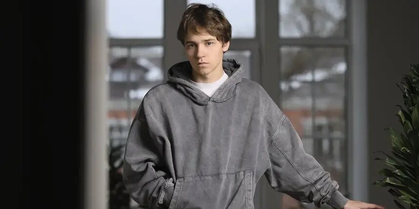    Макар ХлебниковВладимир Максимов