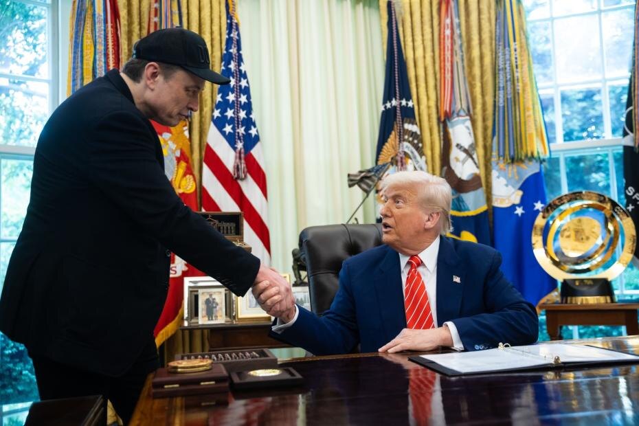    Francis Chung — Pool via CNP/Keystone Press Agency/Global Look Press