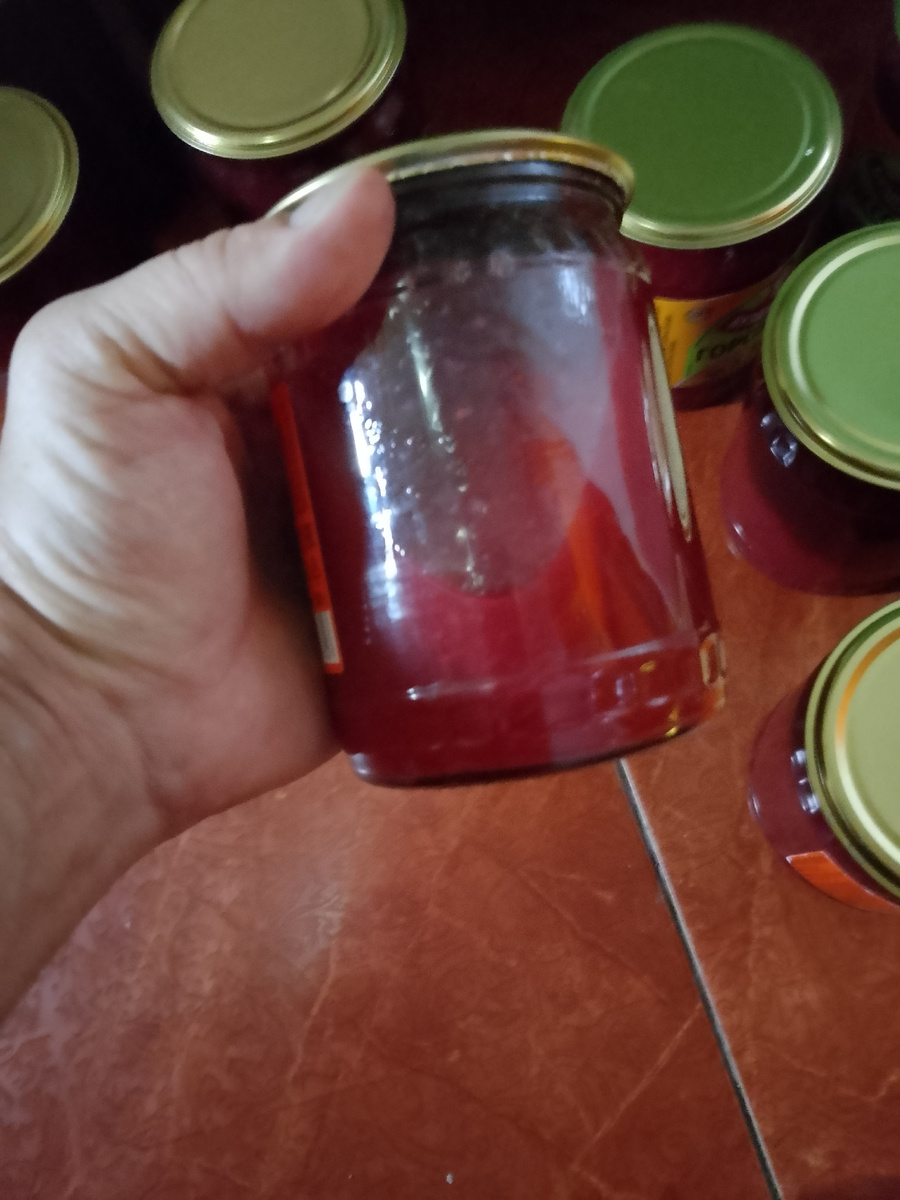 Готовый клубничный джем 