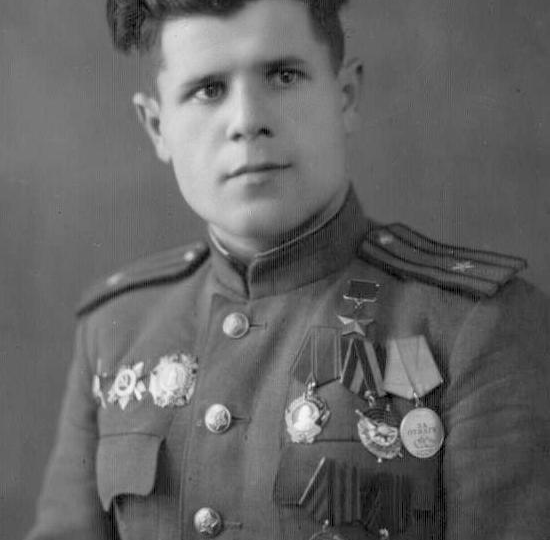 «Нам пришлось сходиться врукопашную, с гранатами». Курская битва глазами минометчика Ивана Рыжкова
