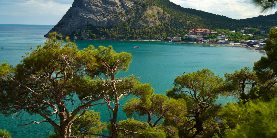 Бухта Любви в Новом Свете: как добраться и что здесь посмотреть? Точные координаты Бухты Любви в Крыму в посёлке Новый Свет.