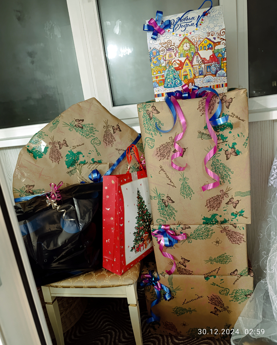 30.12.2024 упаковала всем всё 🌲