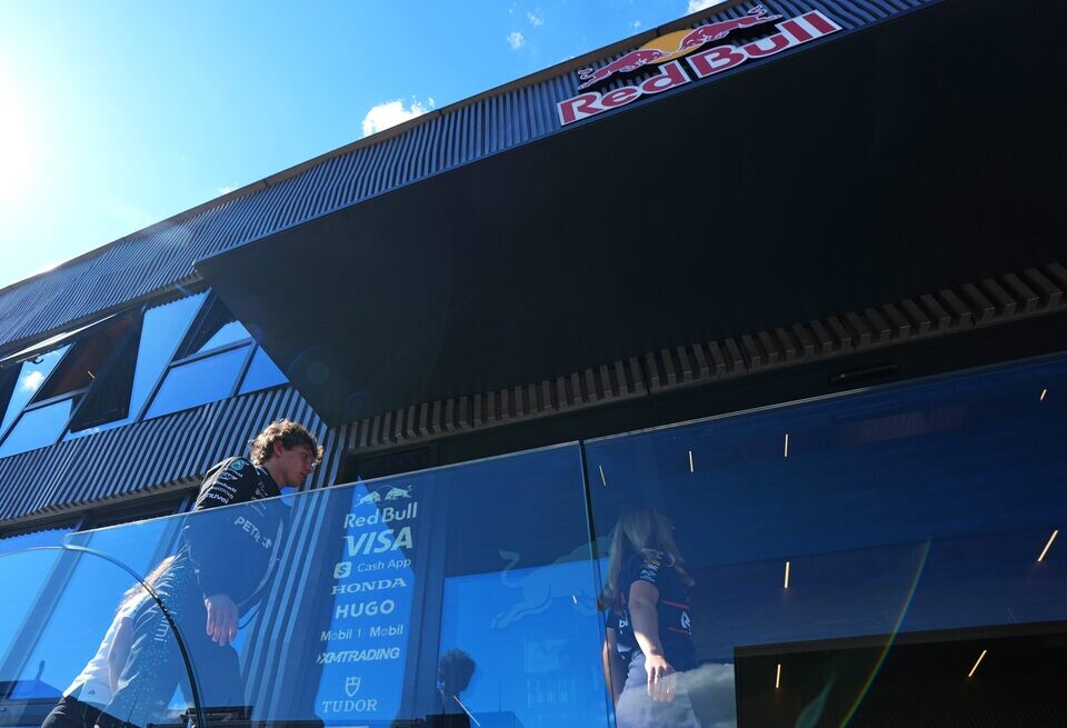    Кими Антонелли: Извиняюсь перед Ферстаппеном и MercedesRed Bull Racing