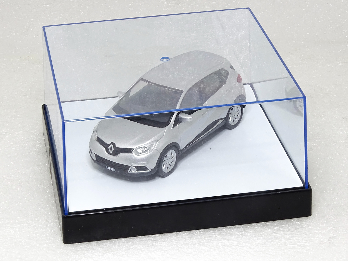 Рис. 2. Модель автомобиля Renault Capture в масштабе 1:43