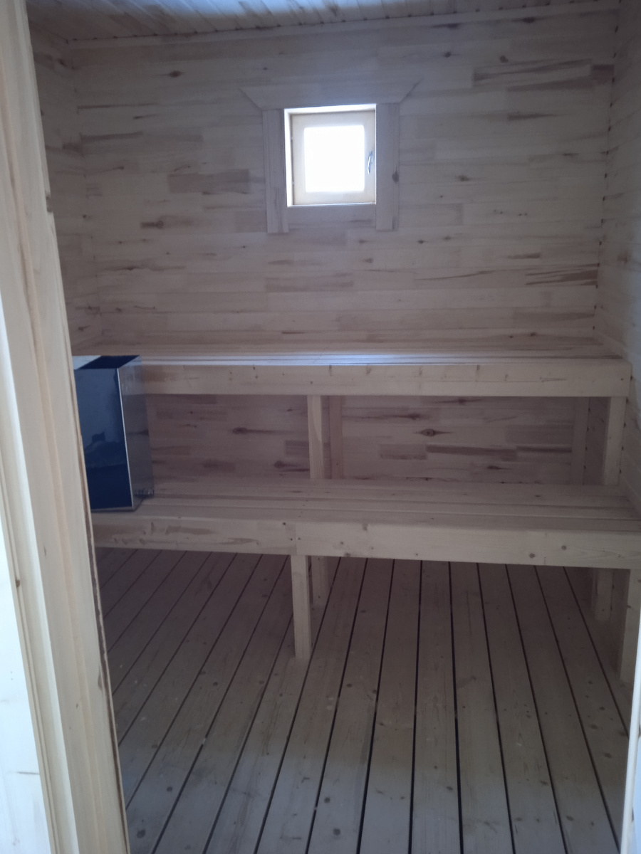 Вагонку в бане необходимо обработать