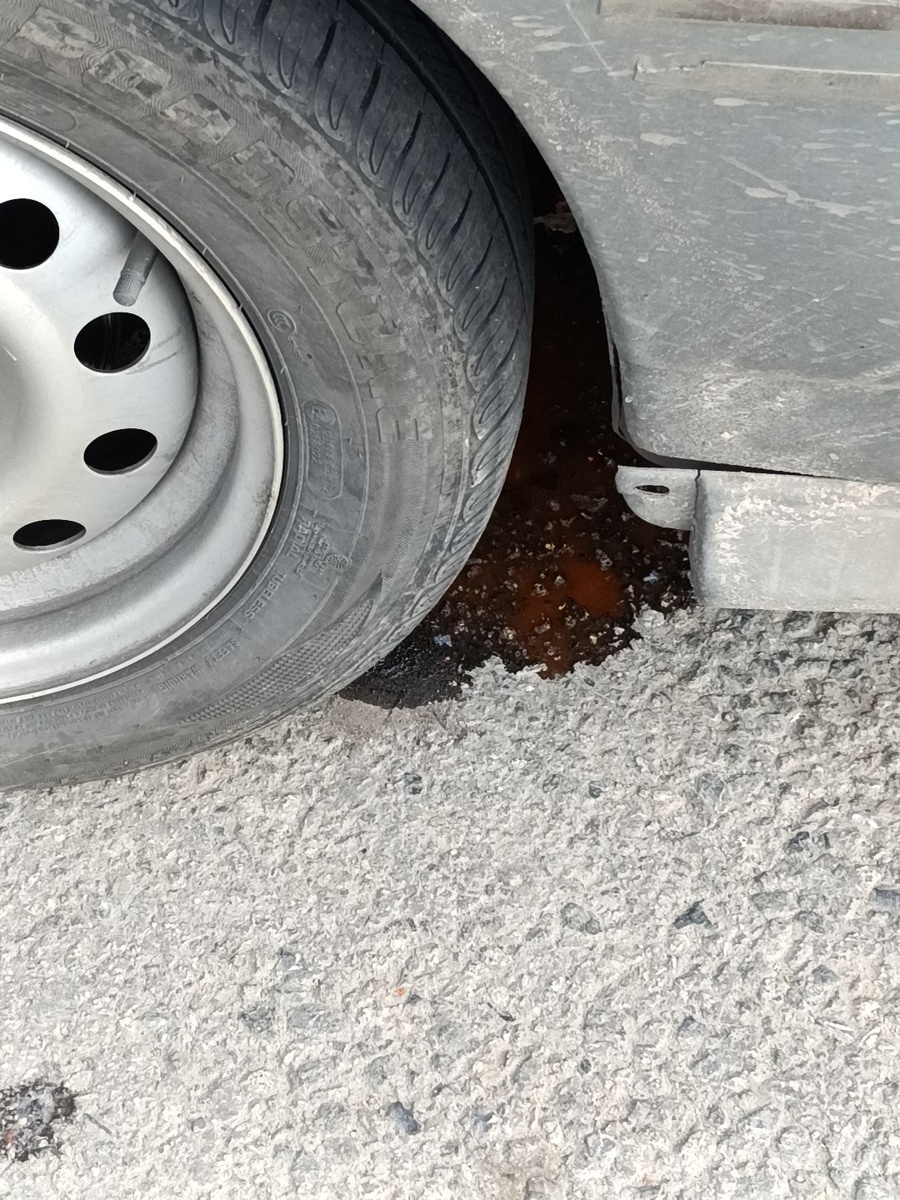 А вот такая лужа была уже на следующий день 