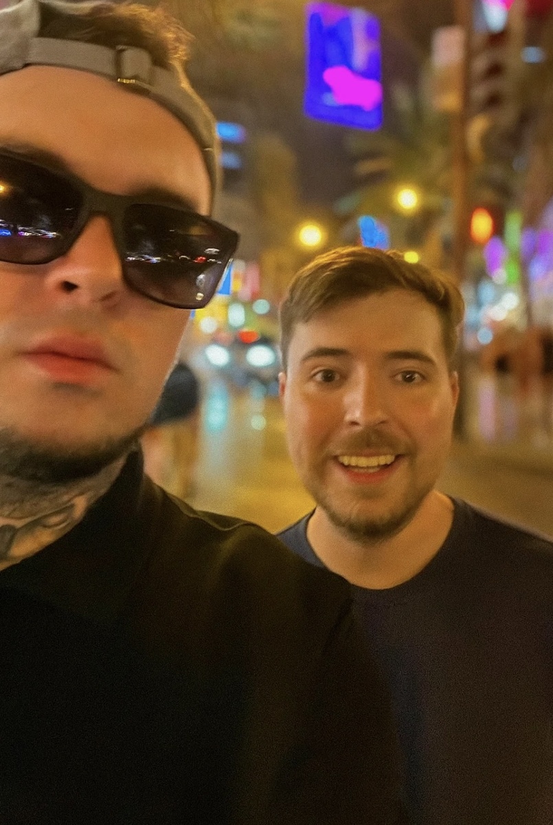 Это я с Бистом