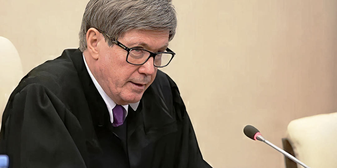 Краевой судья честно заработал 7 миллиардов рублей. Следователи обомлели от найденного богатства