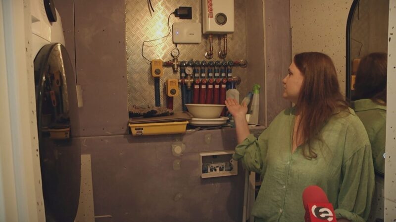    Мебель в санузел обошлась заказчику в 180 тысяч рублей