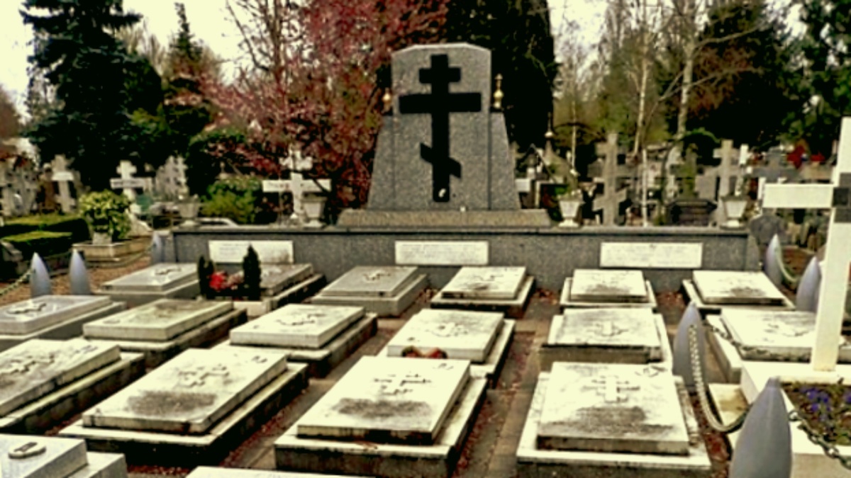 фото мемориальное захоронение Генералу Дроздовскому и его Дроздовцам