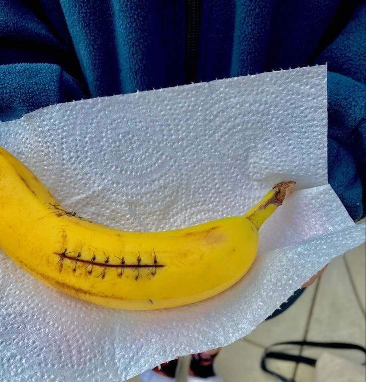 Кто-то на бананах учится. Картинка с простор интернета