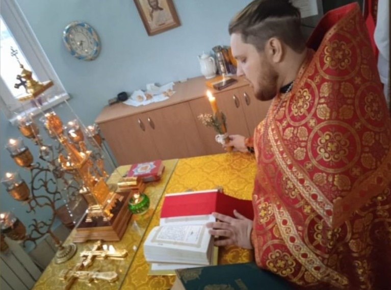    В Тимашевских храмах Вознесения Господня, святого равноапостольного князя Владимира и святителя Луки (Войно-Ясенецкий) Крымского пройдут богослужения в июле 2024 года. Знамя Труда