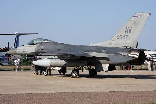    Эксперты назвали главные преимущества российской авиации перед украинской