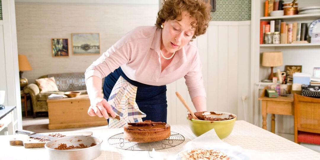 Основы кинотерапии: что посмотреть, когда накатывает тревога