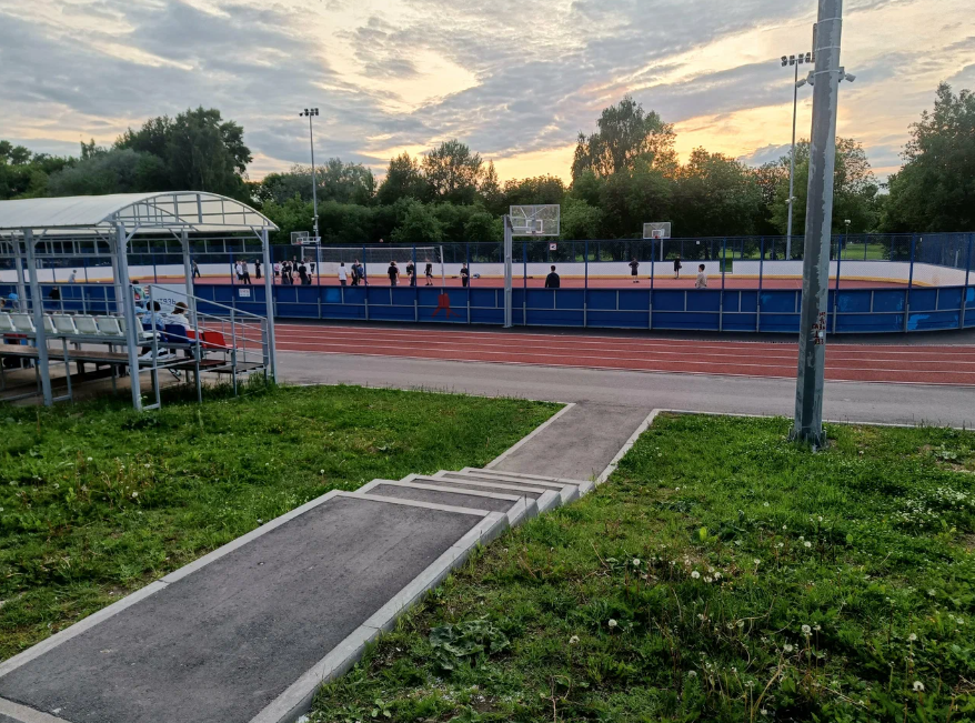 Умная спортивная площадка в Ковыринском парке