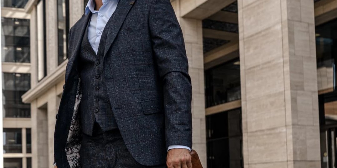 Как собрать капсул рабочего гардероба за 70% от начальной цены