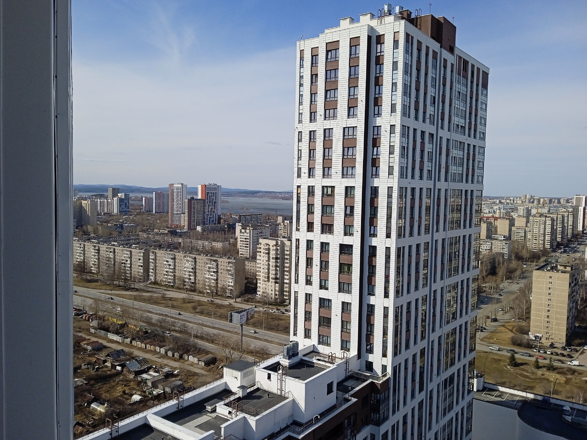 Жители новостроек предпочитают ТСЖ. Фото: канал Мир глазами курьера